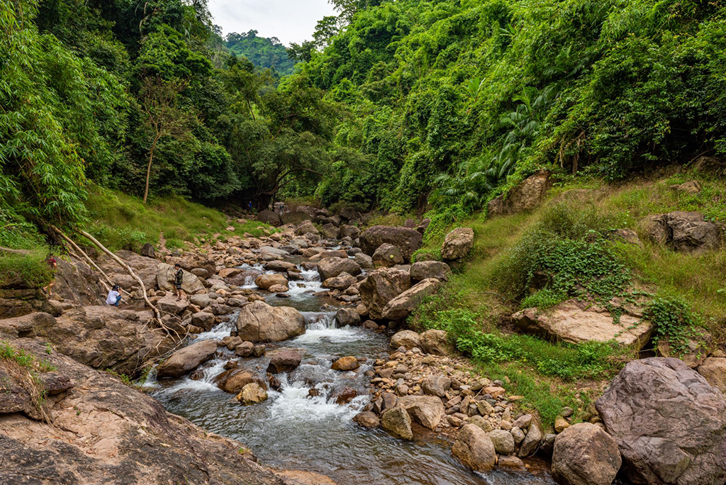 เขาช่องลม จ.นครนายก